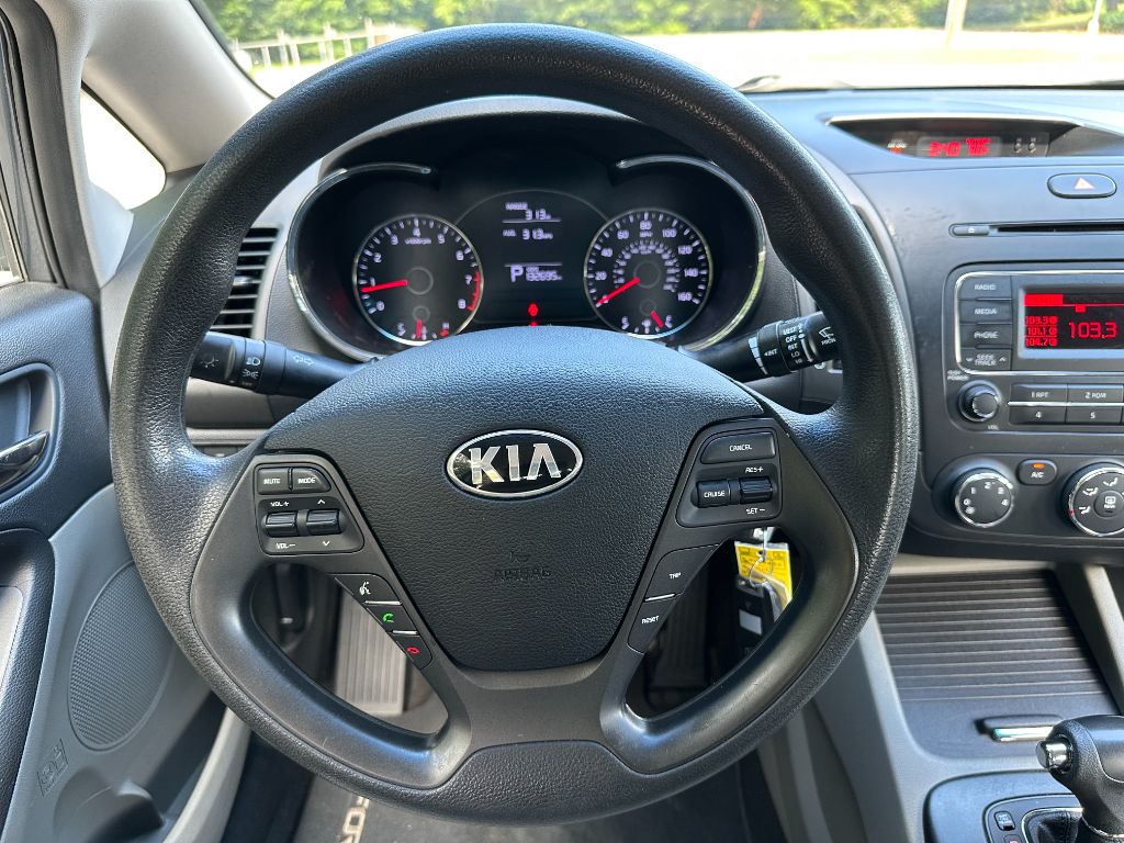 2014 Kia Forte LX - Photo 14